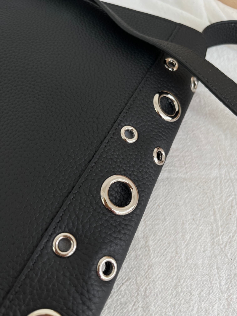 Va1e*ntin0 satchel bag